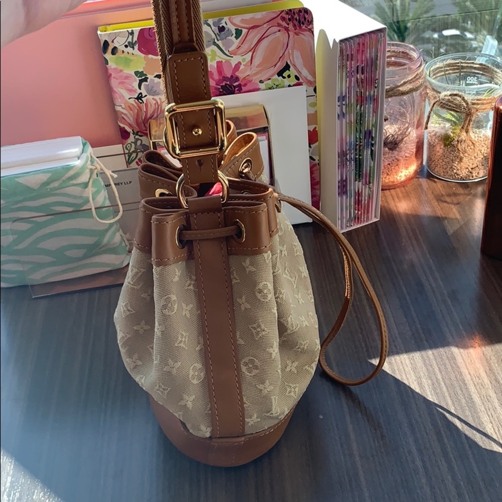 SOLD Authentic Louis Vuitton Mini Lin Mini Noe Bag - Picture 2 of 8
